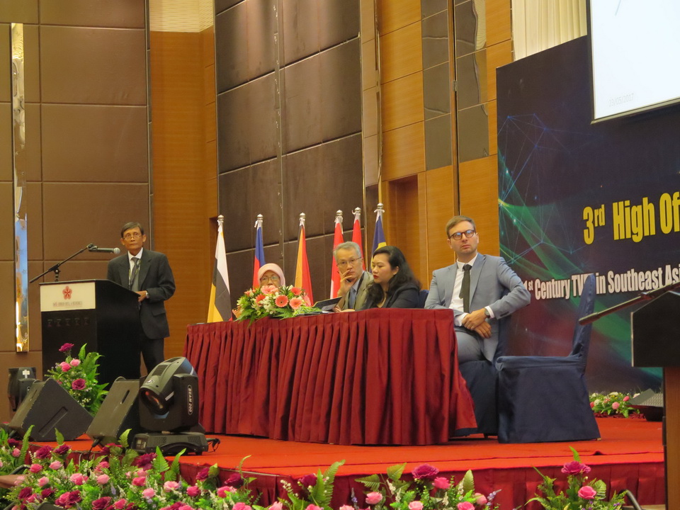 Presentations on Regional Initiatives for TVET Development by SEAMEO Regional Centres,  ASEAN Secretariat, GIZ/RECOTVET and UNESCO